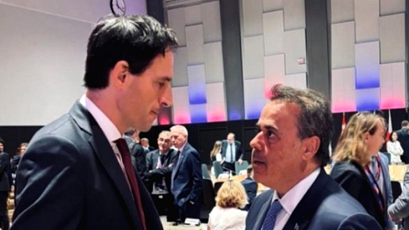 Συνάντηση του υπουργού περιβάλλοντος και ενέργειας Σταύρου Παπασταύρου με τον επίτροπο κλιματικής δράσης της Ε.Ε. Wopke Hoekstra στη Σύνοδο Κορυφής του ΟΗΕ