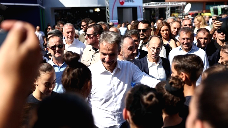 Στιγμές χαράς και αλληλεγγύης στο περίπτερο του υπουργείου Ναυτιλίας στη ΔΕΘ