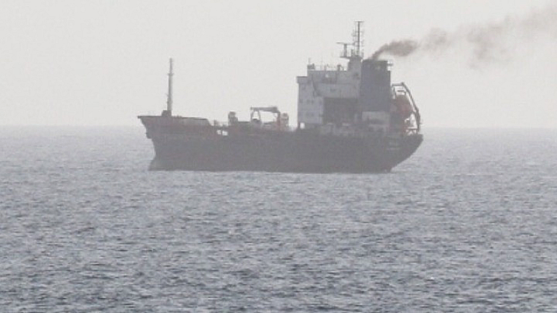 Υεμένη: Συνεχίζεται η πυρκαγιά στο φορτηγό πλοίο Minervagracht που πλέει ακυβέρνητο