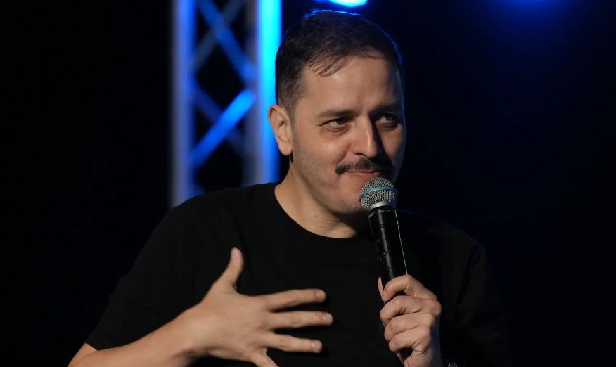 Αλέξανδρος Τσουβέλας: Απαράδεκτη η live μετάδοση παραστάσεων στο TikTok