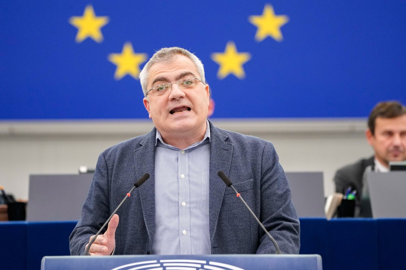 ΚΚΕ: Στρατιωτική Σένγκεν και δισεκατομμύρια ευρώ για τα πολεμικά σφαγεία ζητά το Ευρωκοινοβούλιο