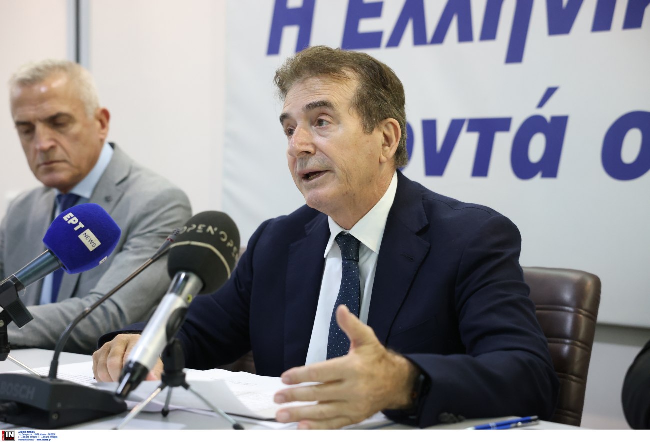 Πόρισμα ΟΠΕΚΕΠΕ: Ένα επικοινωνιακό σχέδιο της κυβέρνησης μέσω Μιχάλη Χρυσοχοΐδη