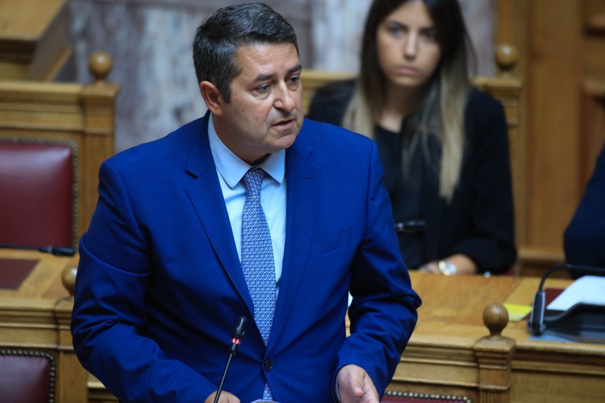 Γιώργος Μυλωνάκης: Η φιλοδοξία του και οι επιπτώσεις των τηλεφωνικών παρακολουθήσεων