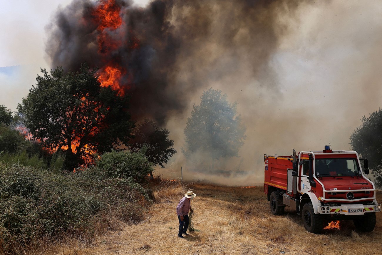 Η κλιματική κρίση ενισχύει τις καιρικές συνθήκες που προκαλούν ανεξέλεγκτες πυρκαγιές στην Ιβηρική χερσόνησο