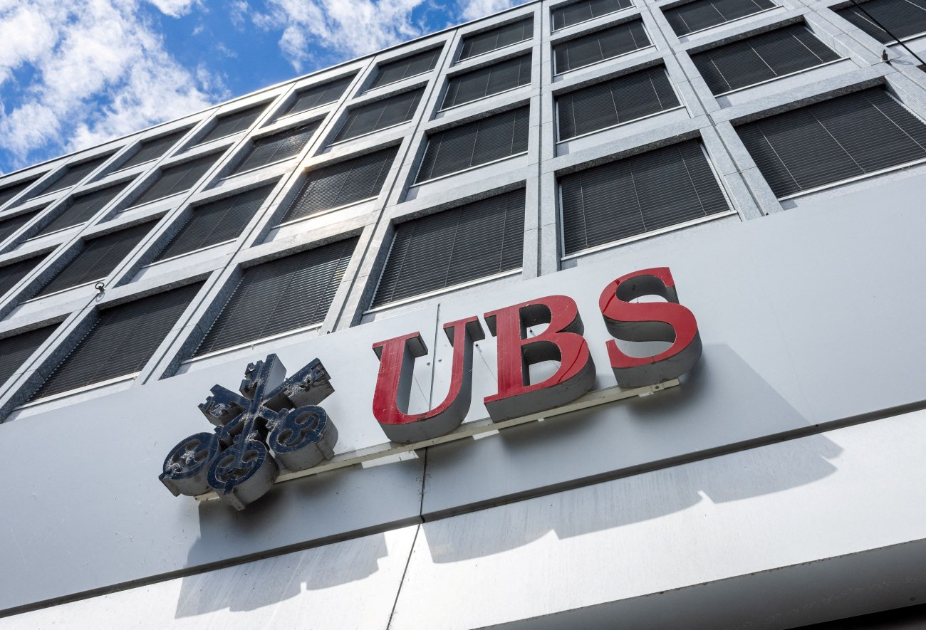 Γαλλία: Η UBS προειδοποιεί για την κορύφωση της πολιτικής αβεβαιότητας πριν την κρίσιμη ψήφο εμπιστοσύνης
