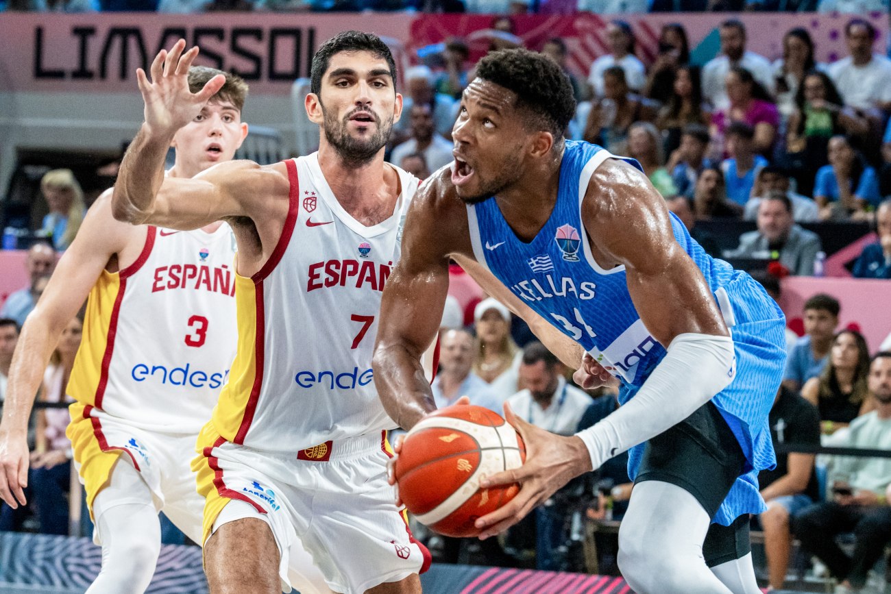 Ισπανία – Ελλάδα 86-90: Σημαντική νίκη και κορυφή για την Εθνική μας