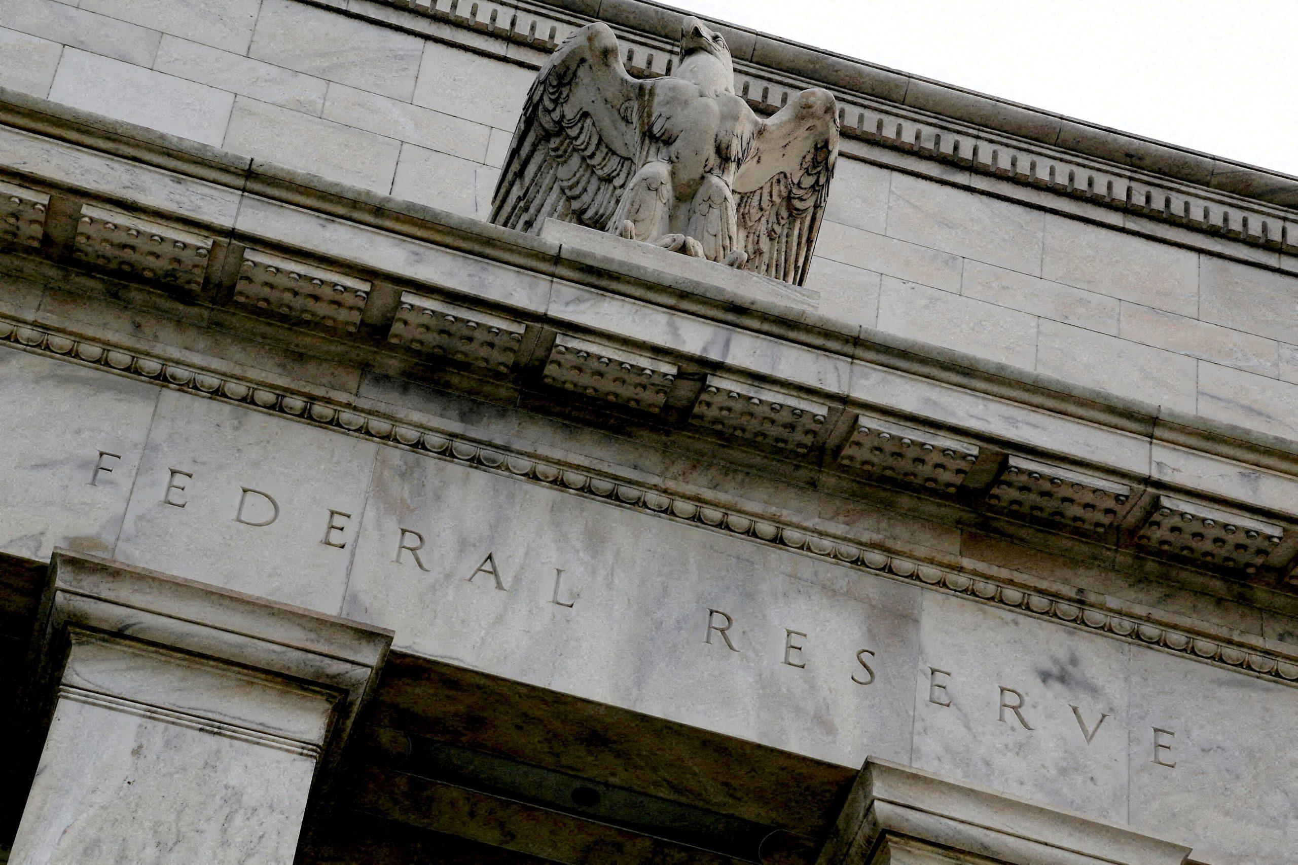 Ο επόμενος πρόεδρος της Fed: Οι υποψήφιοι του Τραμπ και οι στοιχηματισμοί