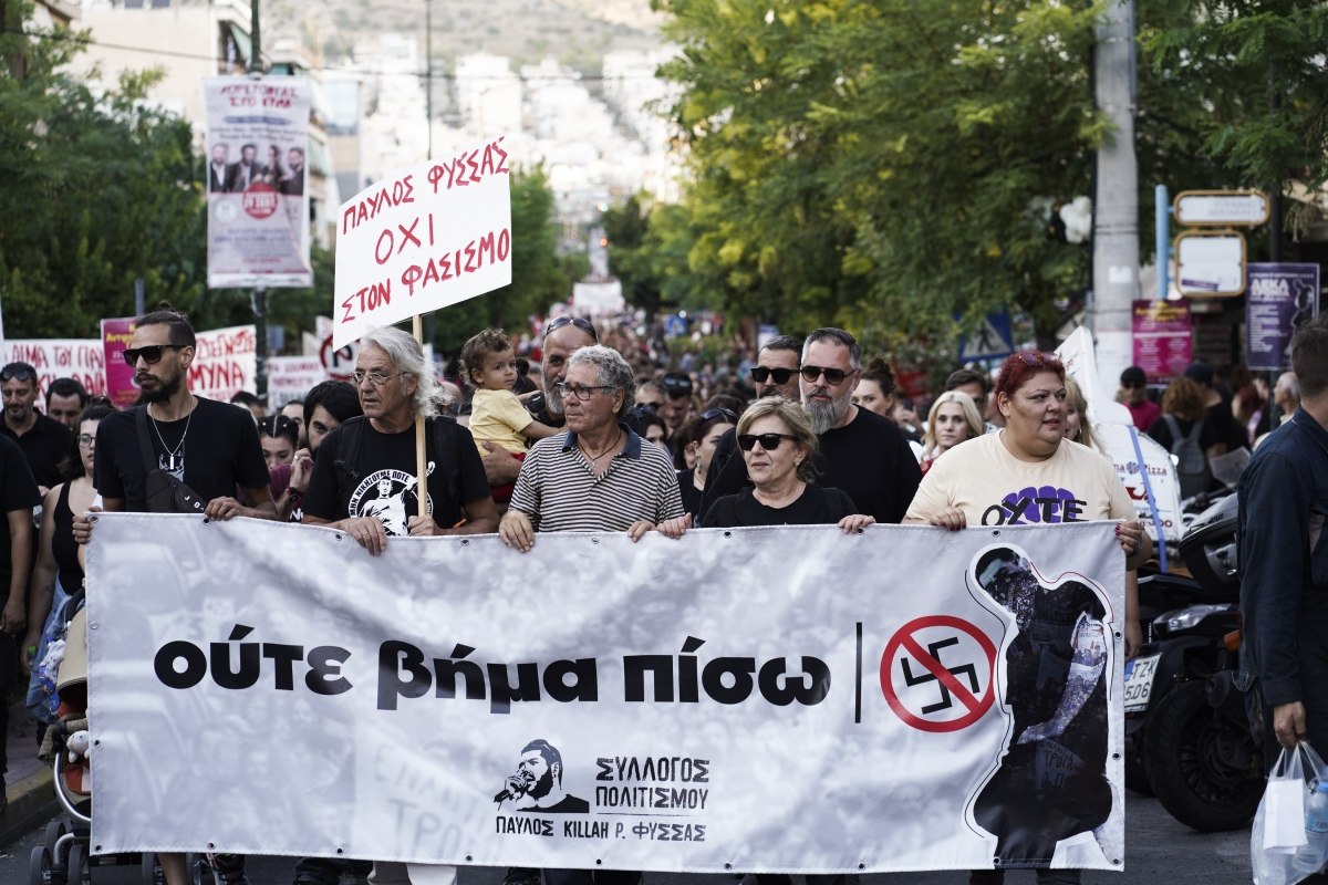 Αντιφασιστικός Σεπτέμβρης: Δώδεκα χρόνια μετά τη δολοφονία του Παύλου Φύσσα – Ποιες είναι οι συμμετοχές στη συναυλία