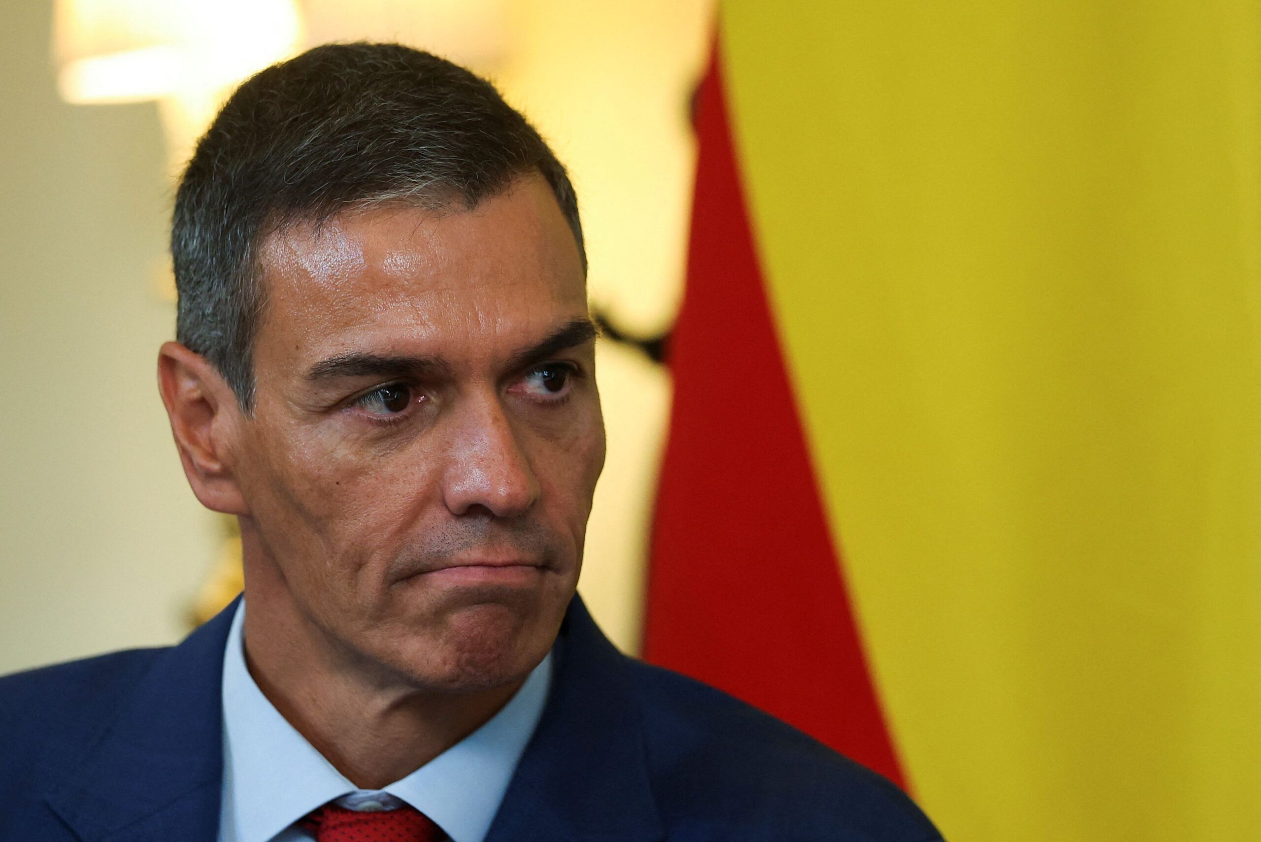 Η Ισπανία ενισχύει την ανθρωπιστική βοήθεια στη Γάζα και επιβάλλει εμπάργκο όπλων στο Ισραήλ
