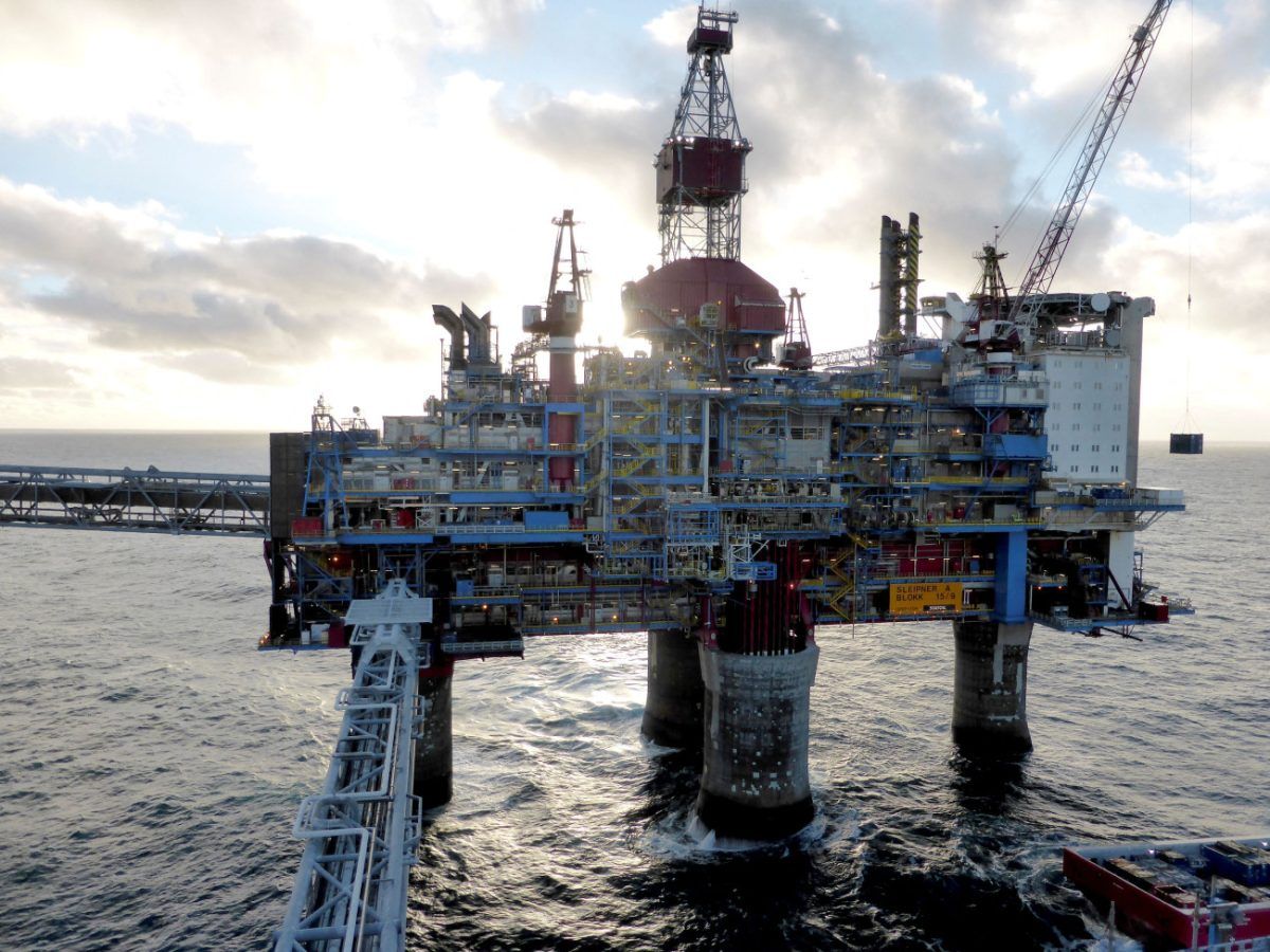 Υδρογονάνθρακες: Η Chevron και η HELLENiQ ENERGY συμμετέχουν στον διαγωνισμό για τα θαλάσσια μπλοκ της Κρήτης