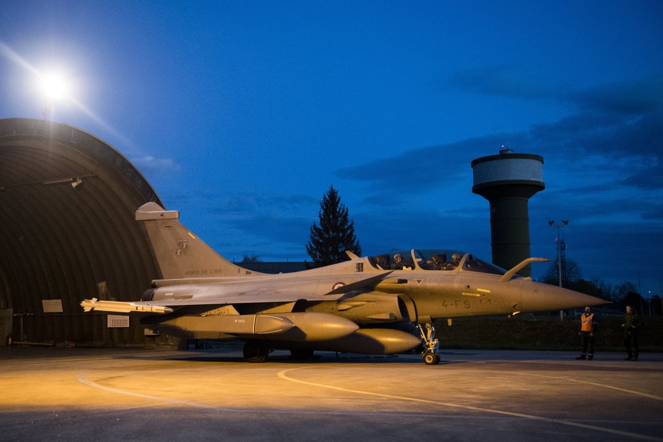 Η Γαλλία αποστέλλει Rafale στην Πολωνία – Μακρόν: Συνεισφορά στην προστασία της ανατολικής Ευρώπης