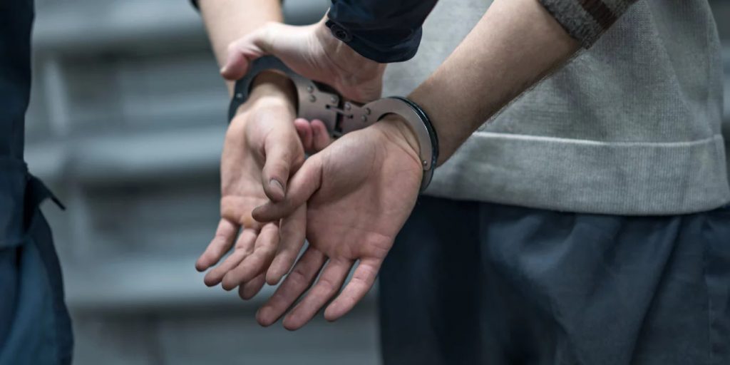 Μαστροπός: Η μέθοδος δράσης του 42χρονου και οι σοκαριστικές καταγγελίες από τα θύματά του