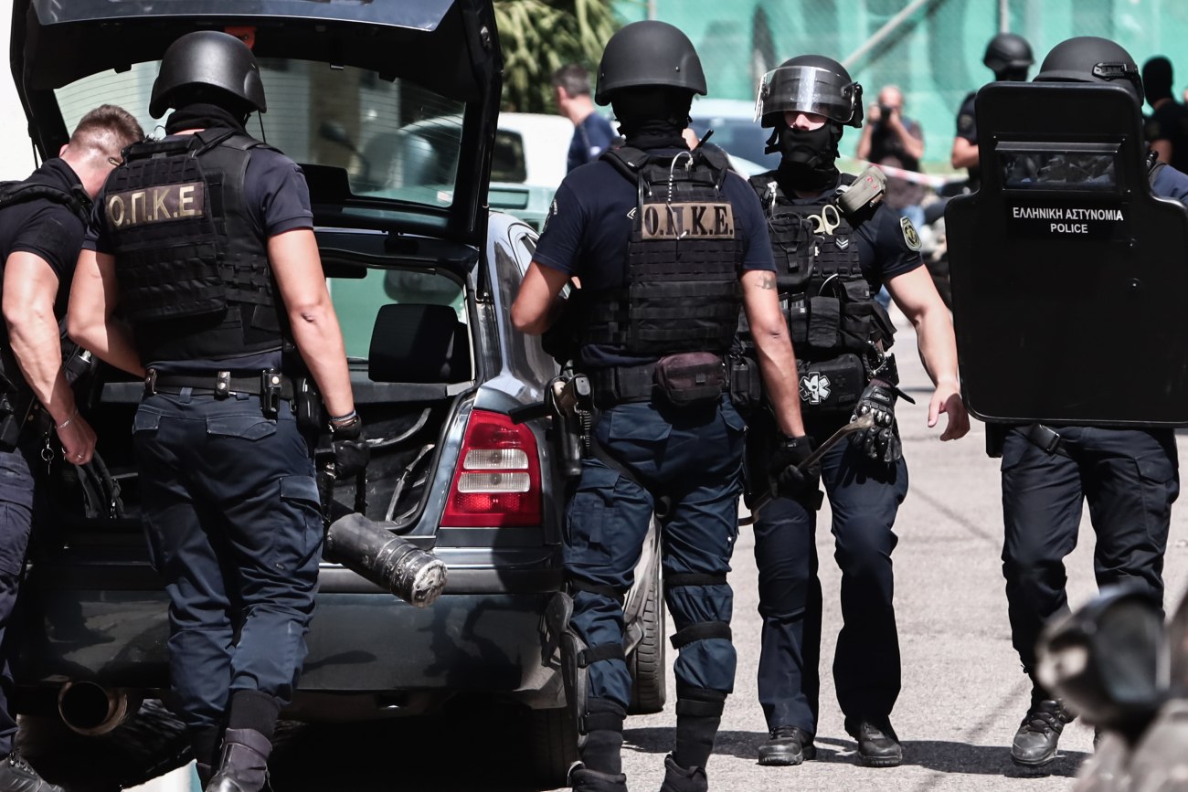 Σημαντική αστυνομική επιχείρηση στο Ζεφύρι με οκτώ συλλήψεις