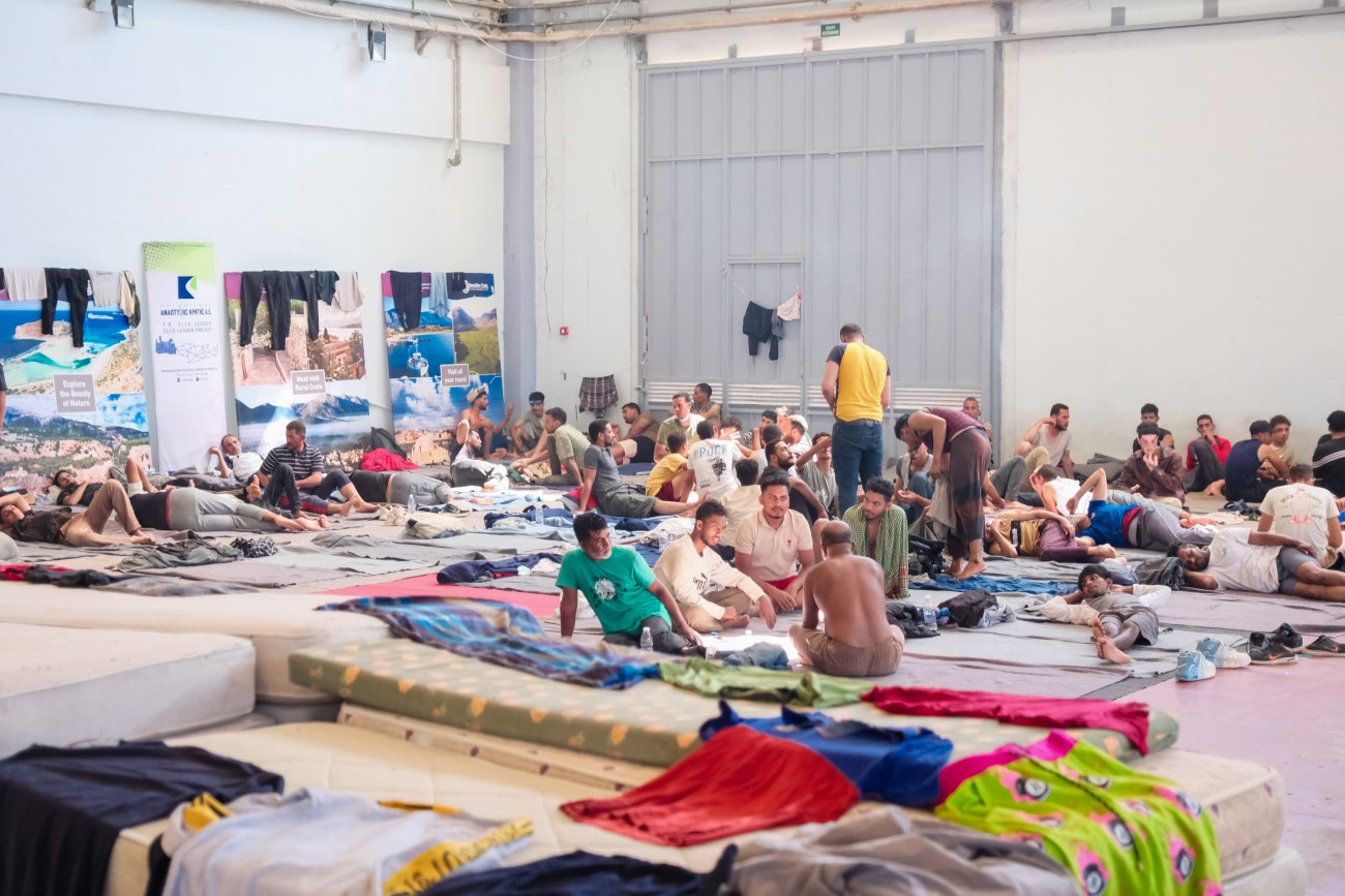 Κρήτη: Ακατάλληλες συνθήκες στα κέντρα φιλοξενίας μεταναστών – Σοβαρές προειδοποιήσεις από τους λιμενικούς