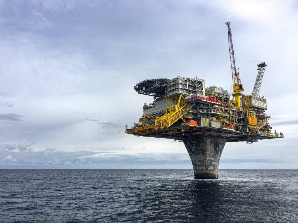 Υδρογονάνθρακες: Το νέο κεφάλαιο της Chevron στην Ελλάδα και οι επιπτώσεις της κύρωσης της συμφωνίας