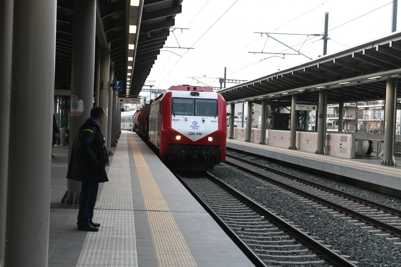Φθιώτιδα: Βλάβη στην τηλεδιοίκηση καθήλωσε τρένο για πάνω από μιάμιση ώρα στην Τιροθέα