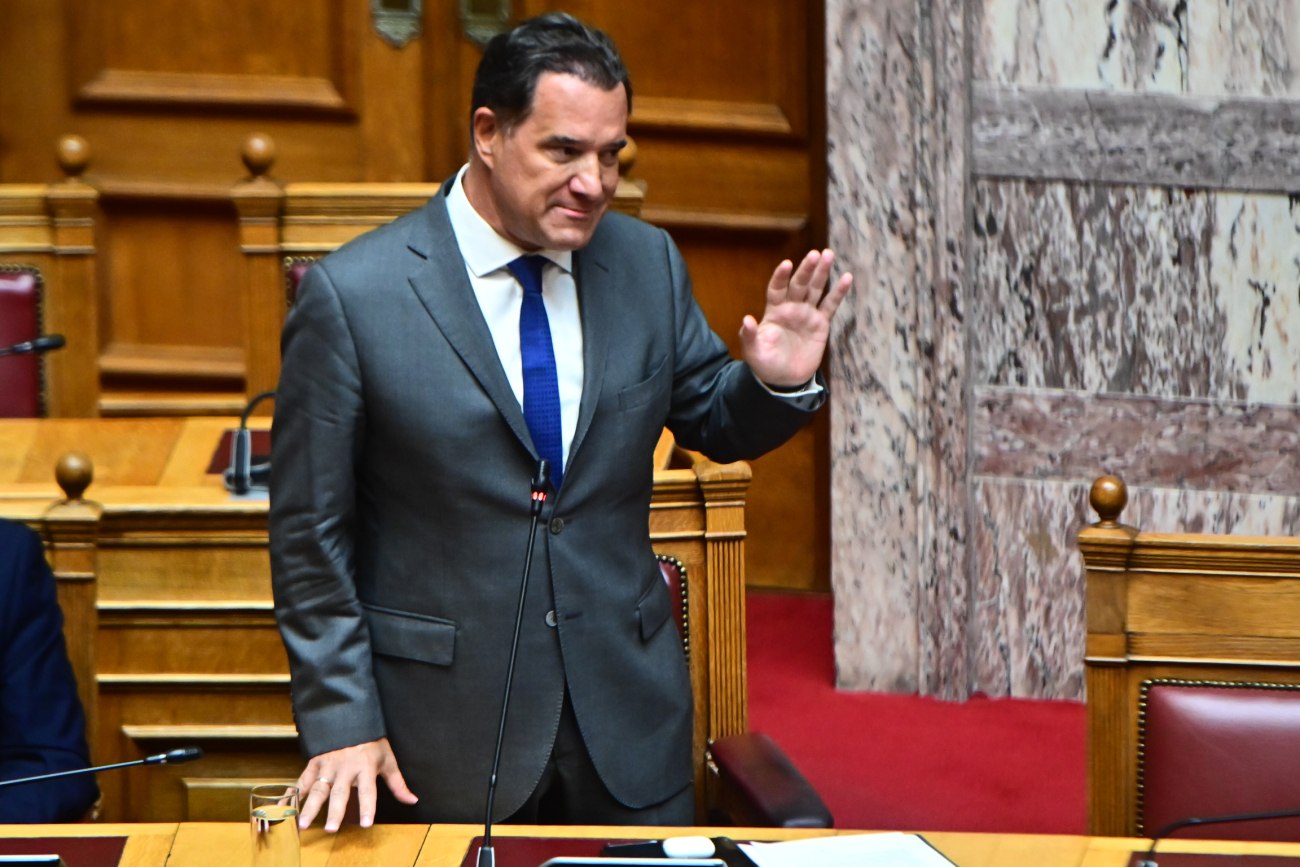 Γεωργιάδης: Αμφισβητεί το Διεθνές Ποινικό Δικαστήριο, προκαλώντας θύελλα αντιδράσεων