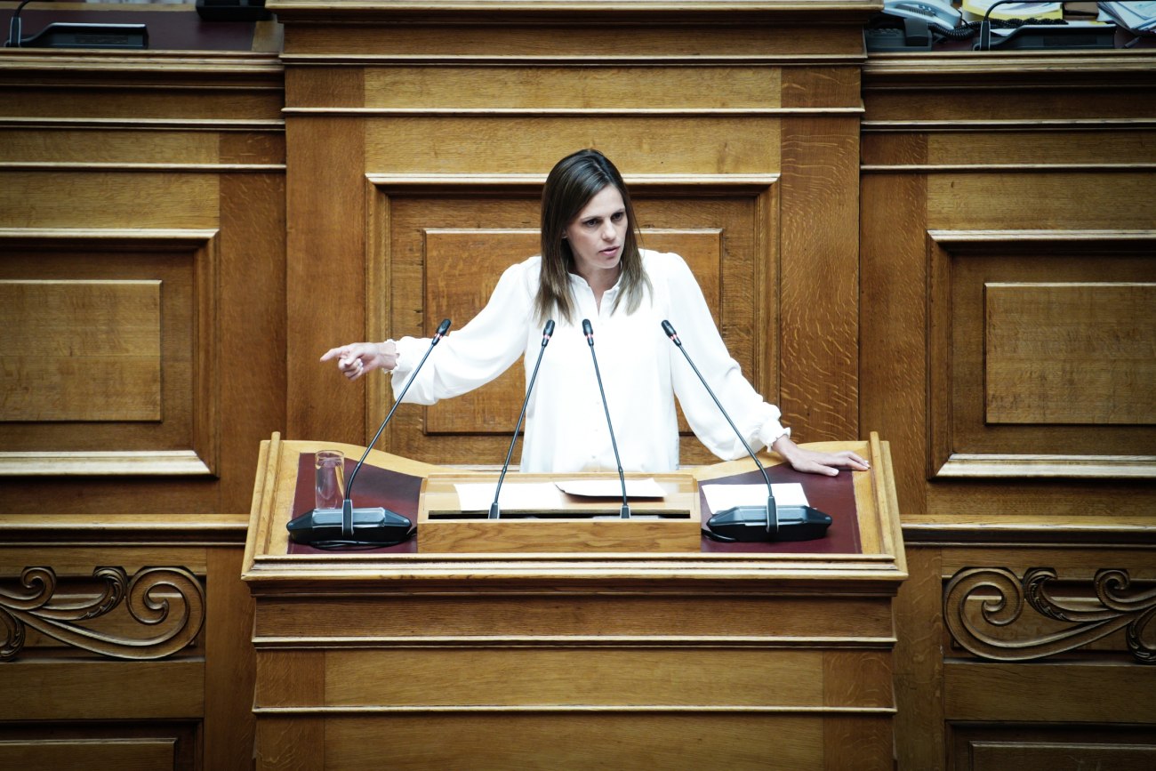 Αχτσιόγλου: Κρίση στην Αριστερά και ανάγκη για ενωτικές δυνάμεις