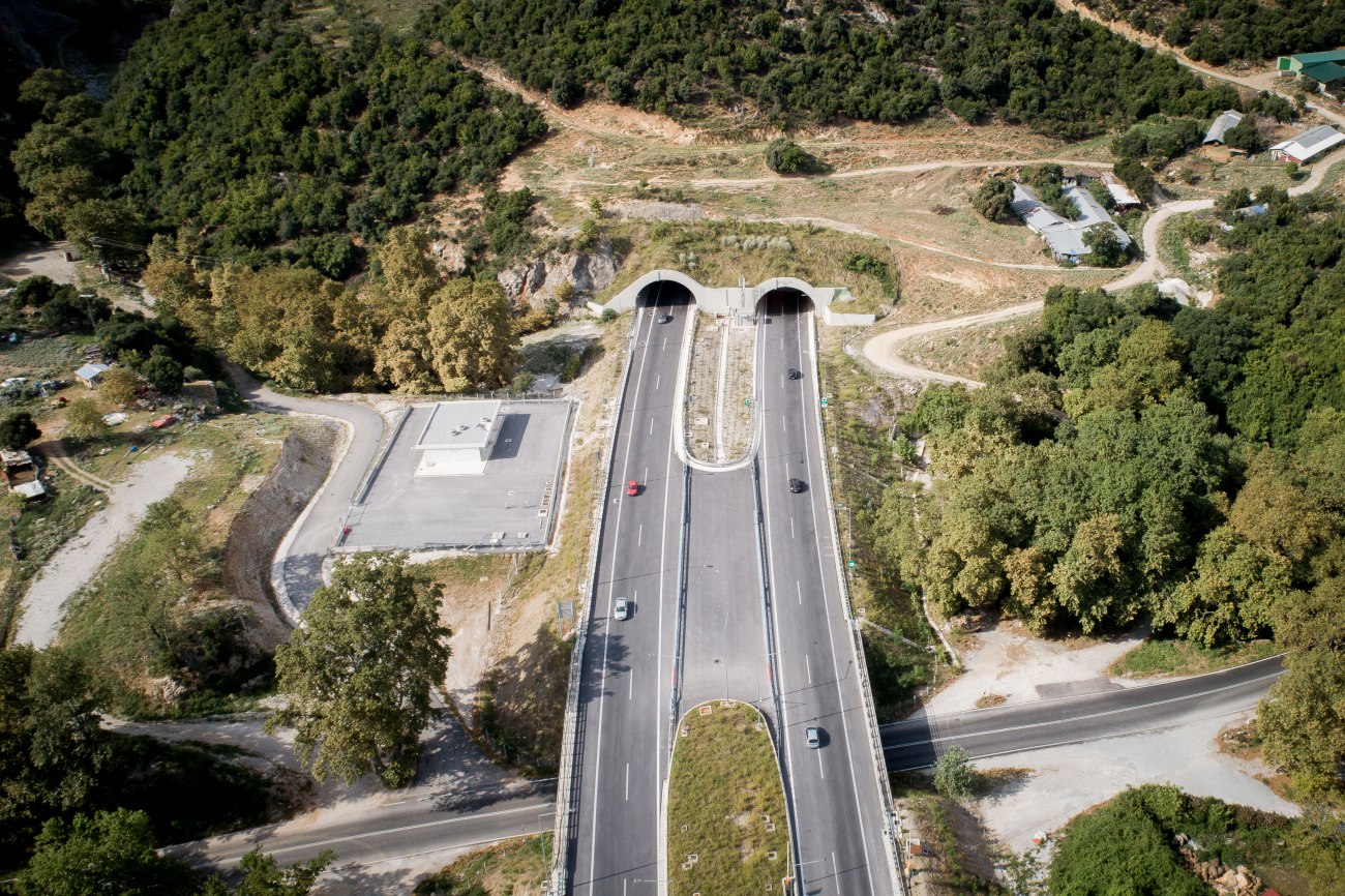 Οι κάμερες σε τούνελ αποκαλύπτουν την αλήθεια: Το 70% των οδηγών υπερβαίνουν το όριο ταχύτητας