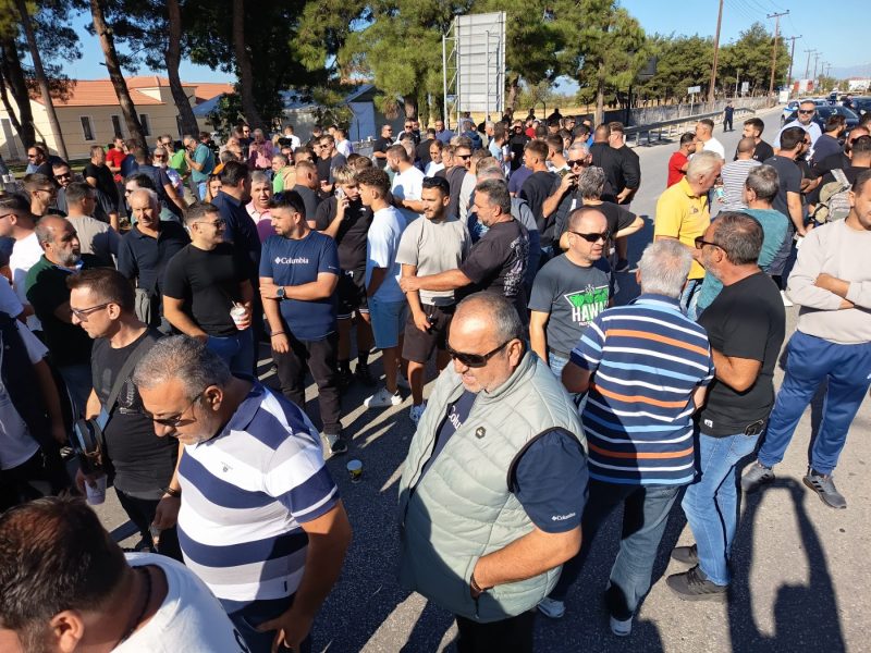 Σέρρες: Αντιδράσεις και φυγάδευση του υφυπουργού Αγροτικής Ανάπτυξης στη SEREXPO