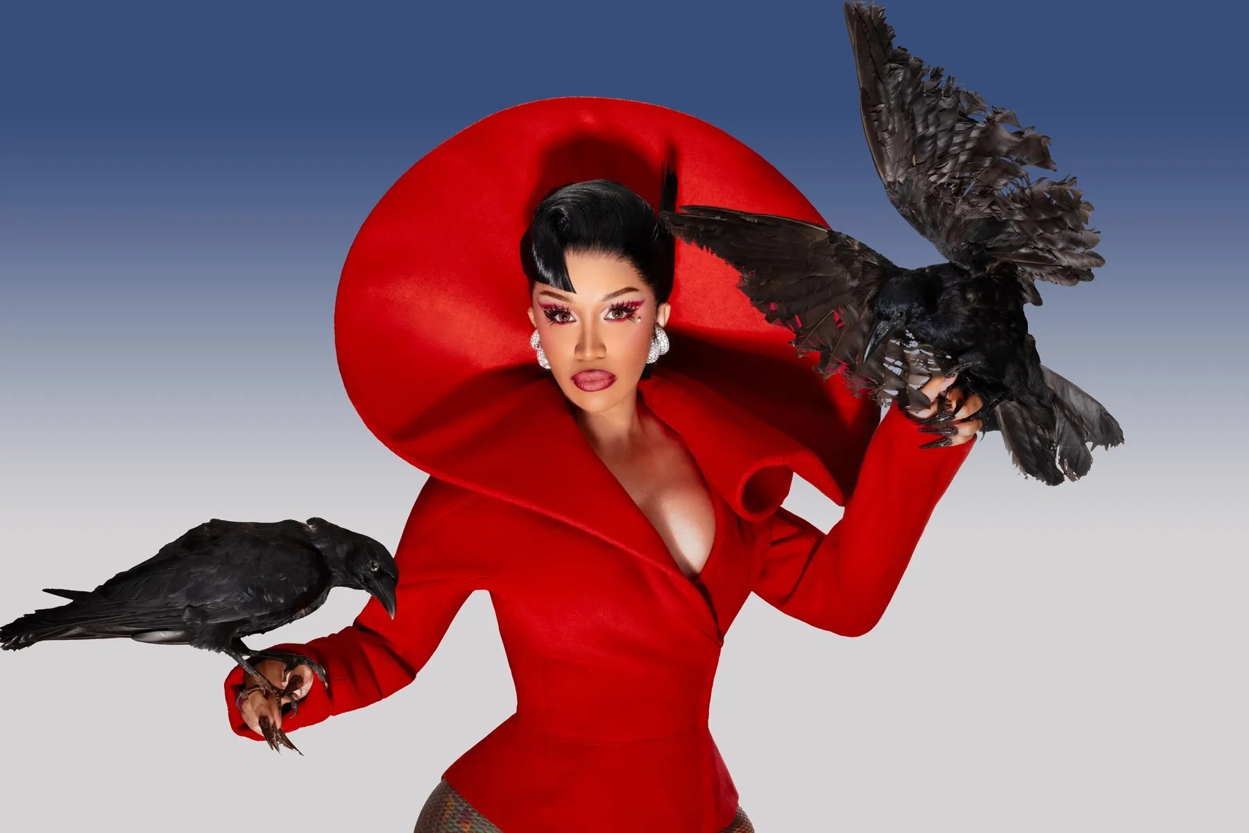 Το νέο άλμπουμ της Cardi B Am I the Drama? ήρθε με beef, drone και ένα παγκόσμιο ρεκόρ Γκίνες