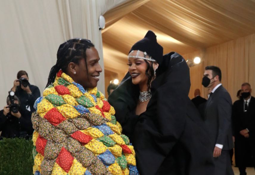 A$AP Rocky: Προσευχόμαστε με τη Rihanna για να αποκτήσουμε κορίτσι