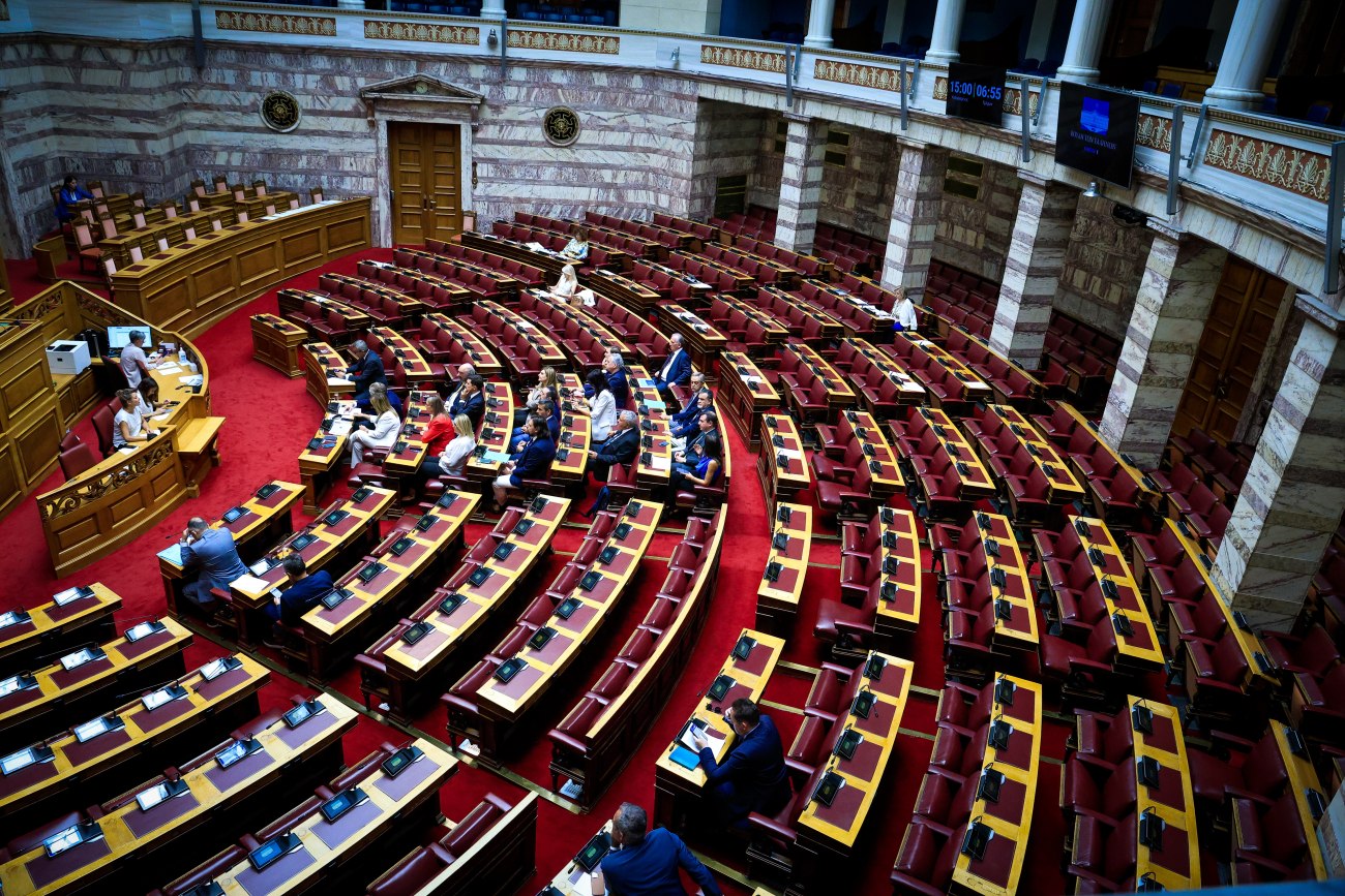 Σκάνδαλο ΟΠΕΚΕΠΕ: Αντιπαραθέσεις και αποκαλύψεις στη Βουλή