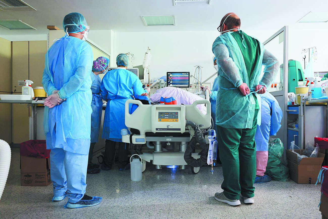 Υποσχόμενη θεραπεία με ηπαρίνη για τη βαριά Covid