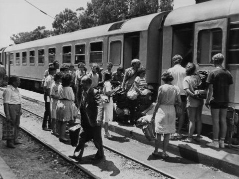 Η σιδηροδρομική τραγωδία του 1968 στο Δερβένι και οι συνέπειές της