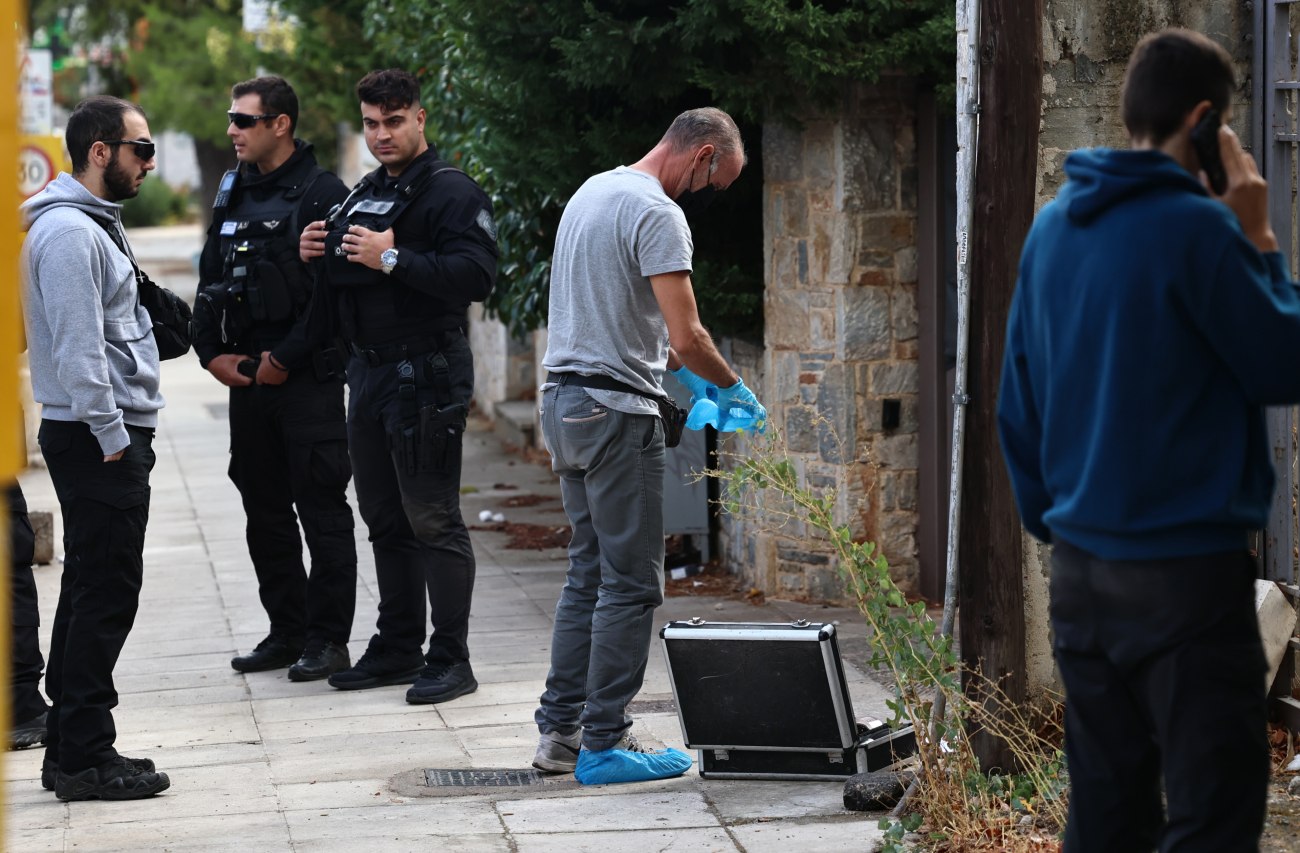 Το παρασκήνιο των πυροβολισμών στον Άγιο Στέφανο: Ο ρόλος της πρώην συντρόφου και η διαμάχη για την επιμέλεια