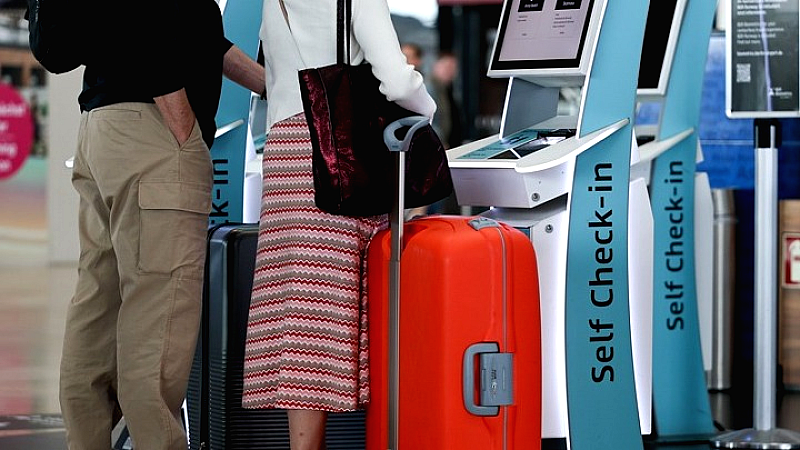 Επαναλειτουργία του αεροδρομίου του Μονάχου μετά τις θεάσεις drones