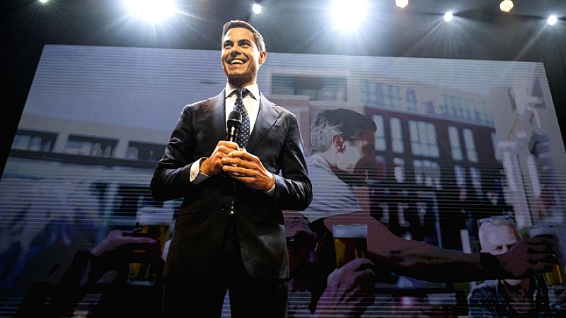 Πρωτοβουλία σχηματισμού κυβέρνησης ζητά ο αρχηγός του D66