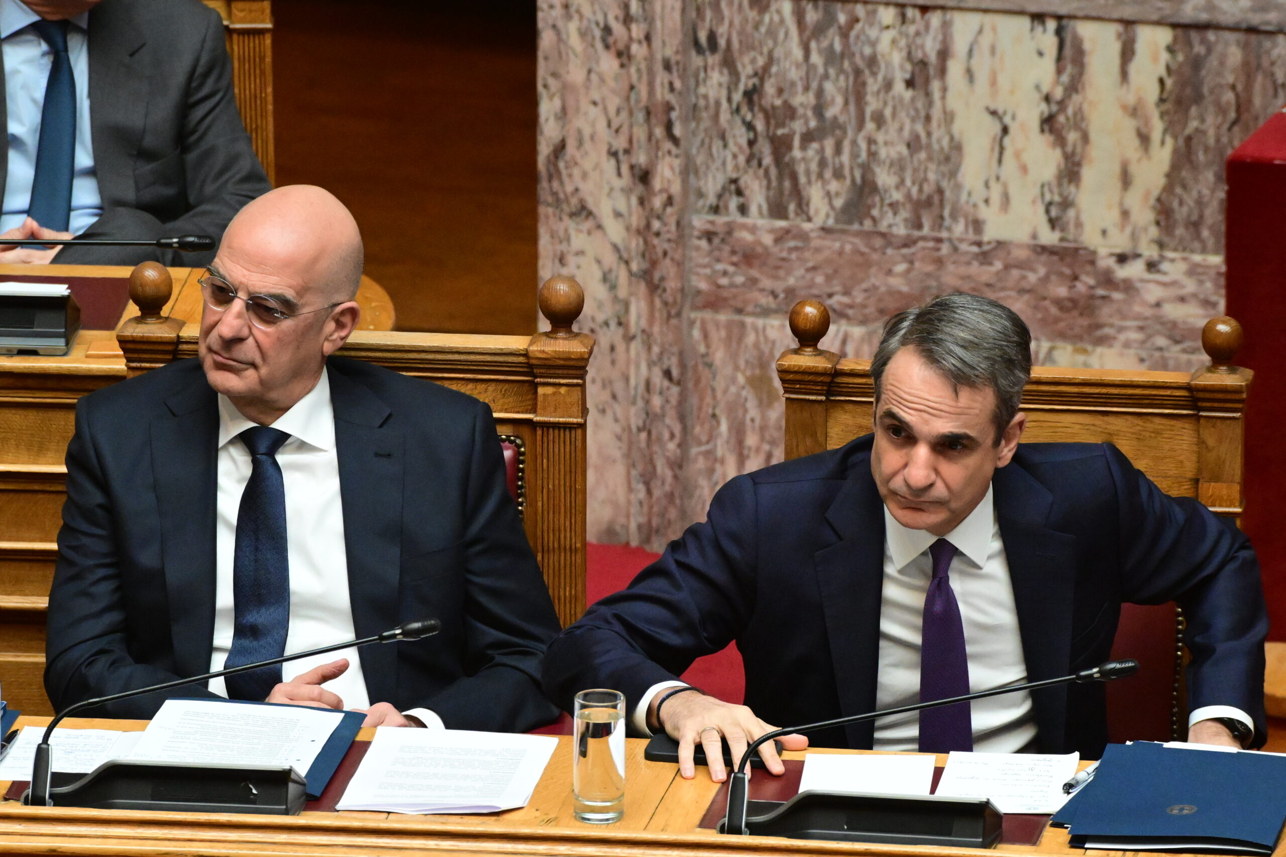 Μητσοτάκης – Δένδιας: Δυο ξένοι στην ίδια κυβέρνηση