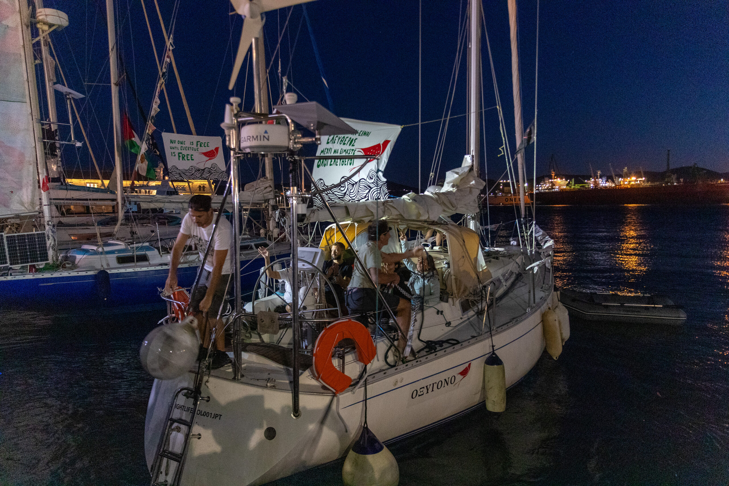 Επιστρέφουν στην Ελλάδα οι 27 ακτιβιστές του «Οξυγόνου» – Όλοι καλά στην υγεία τους