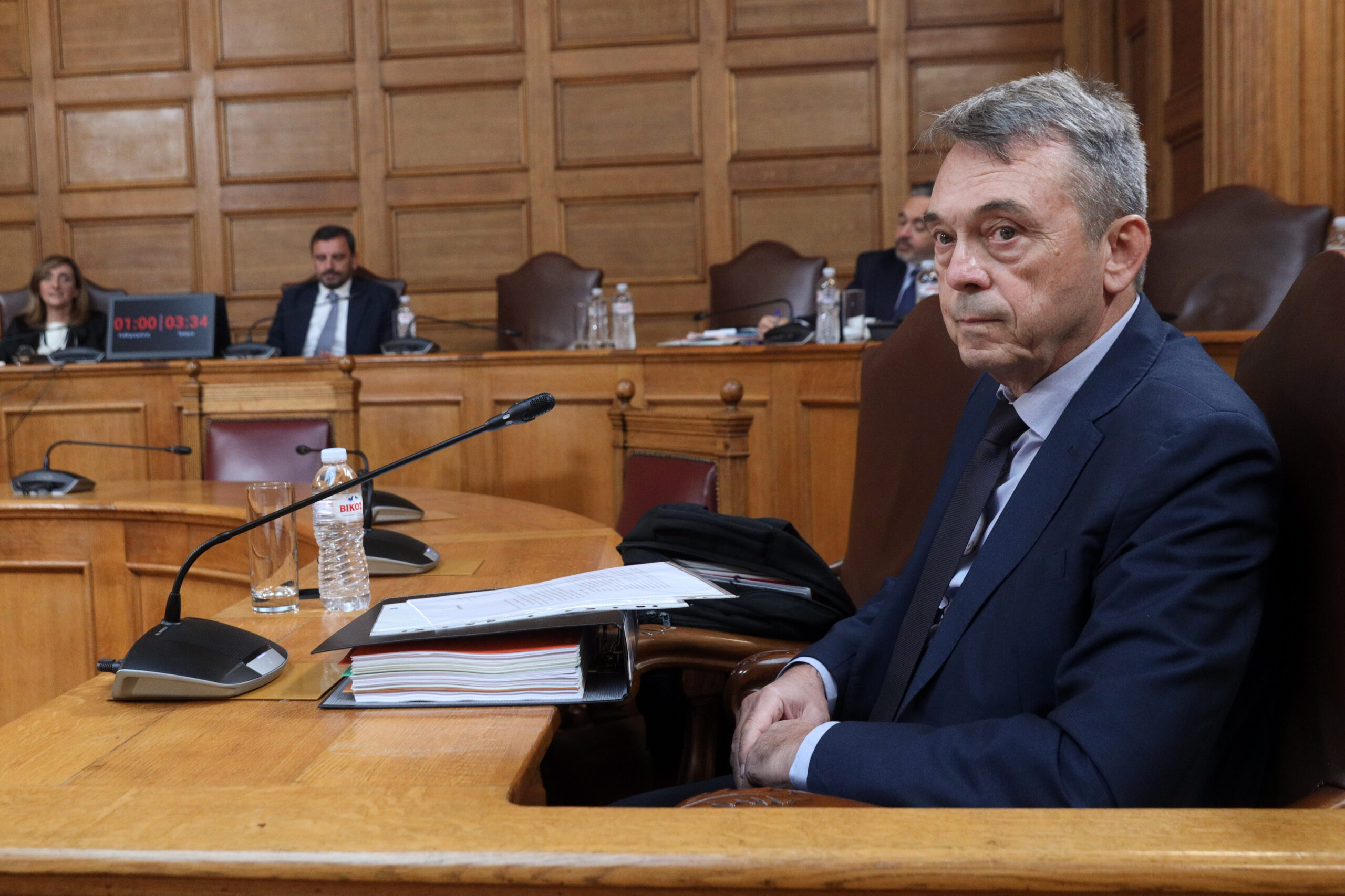 Επεισοδιακή κατάθεση Βάρρα στην εξεταστική για τον ΟΠΕΚΕΠΕ: «Εξουσιαστικός χαρακτήρας» ο Βορίδης – Αρνήθηκε να δεχτεί ερωτήσεις