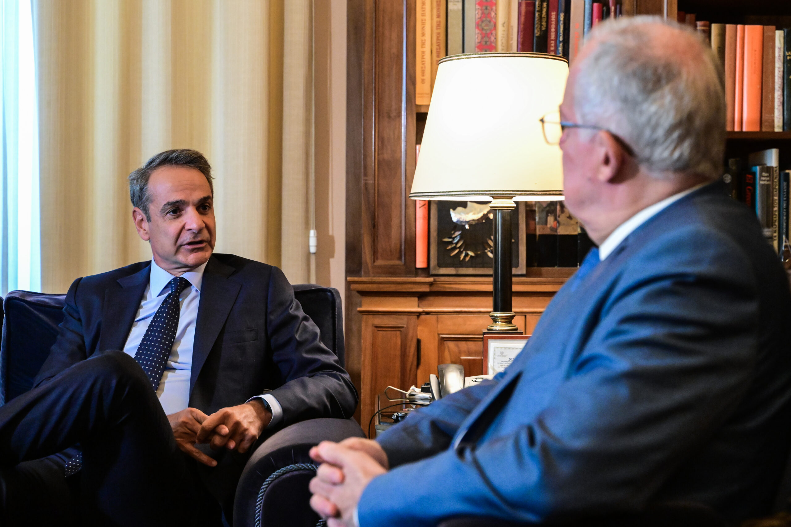 Μητσοτάκης – Τασούλας: Η Ελλάδα κρίσιμος συνομιλητής στη Μέση Ανατολή και έτοιμη να συμβάλει στην ανοικοδόμηση της Γάζας