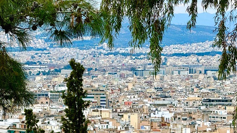 Αναλύοντας την αγορά ακινήτων και τις προκλήσεις της στεγαστικής κρίσης