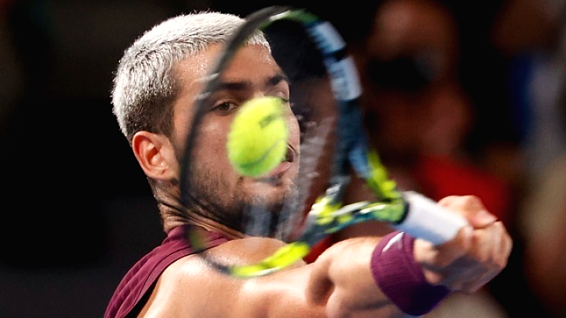 Αλκαράθ: Αντιμετώπισε απρόσμενη ήττα στο Παρίσι