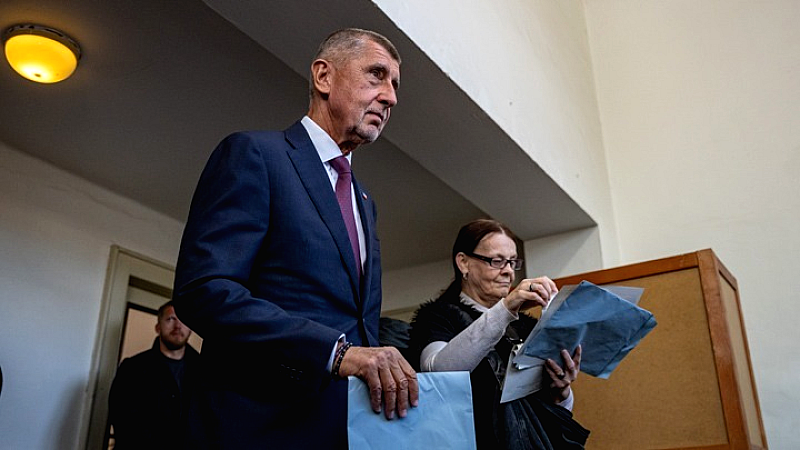 Εκλογές στην Τσεχία: Ο Αντρέι Μπάμπις στοχεύει στην επιστροφή στην εξουσία
