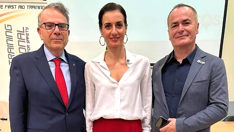 Χαρδαλιάς: «Είκοσι απινιδωτές σε κτήρια της Περιφέρειας – Η ζωή μπορεί να κριθεί μέσα σε λίγα δευτερόλεπτα»