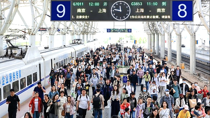 Αύξηση ρεκόρ για τα επιβατικά ταξίδια στο σιδηροδρομικό δίκτυο της Κίνας