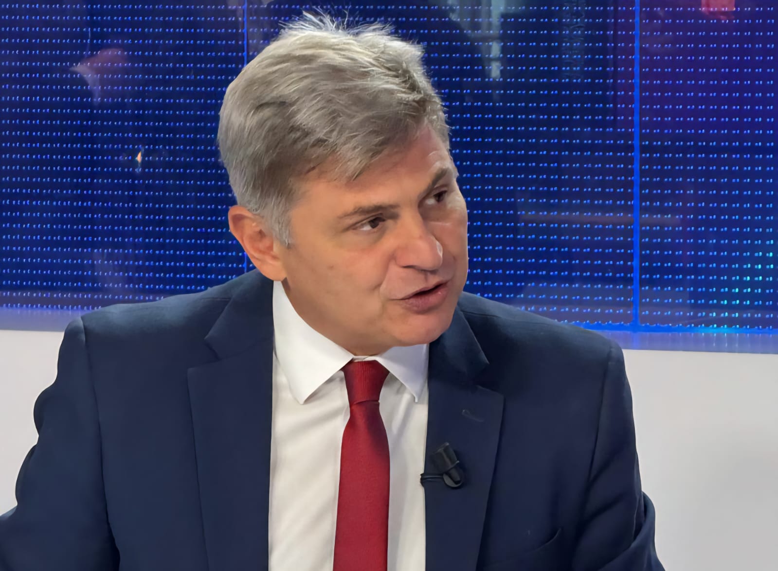 Φαραντούρης για Μονή Σινά: «Υπενθυμίζω στον Πρωθυπουργό ότι το πρόβλημα προέκυψε τώρα και δεν “ανατρέχει στους αιώνες”, όπως εσφαλμένα δήλωσε στη Βουλή»