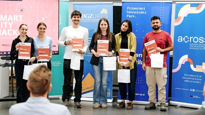 Η ομάδα «InnoGo» του Πολυτεχνείου Κρήτης κατακτά δύο διακρίσεις στον διεθνή διαγωνισμό Smart City HACK 2025