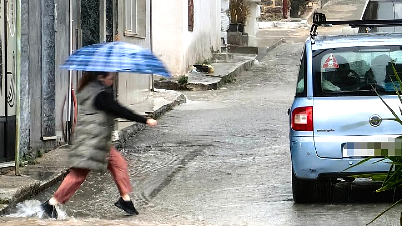 Επικίνδυνες καιρικές συνθήκες από σήμερα με ισχυρές βροχές και καταιγίδες