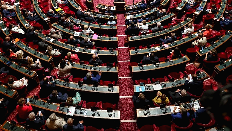 Γαλλία: Καθοριστική η έννοια της συναίνεσης στον ορισμό του βιασμού στον ποινικό κώδικα