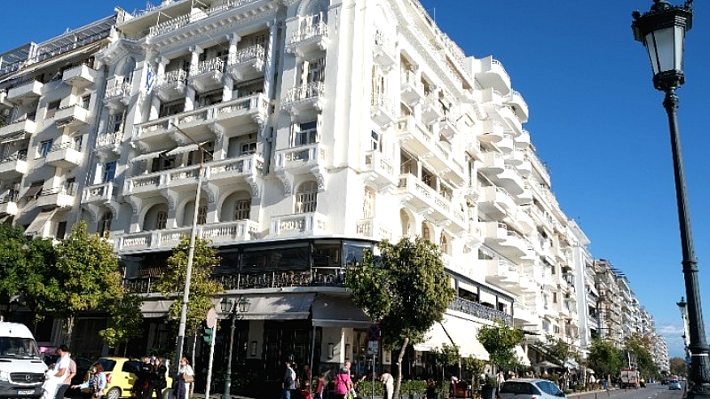 Η Σοφία Βέμπο επιστρέφει στη Λ. Νίκης, στο σημείο που ξεκίνησε τη λαμπρή της καριέρα