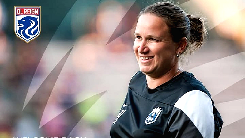 Η προπονήτρια της Σιάτλ αντλεί έμπνευση από το ChatGPT για νέες στρατηγικές