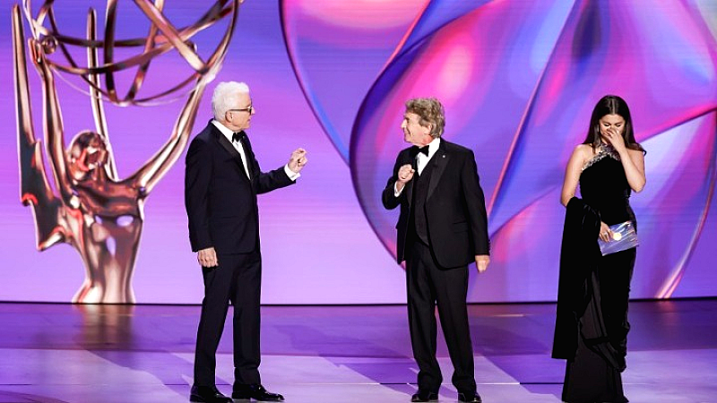 Η αγαπημένη σειρά μυστηρίου ‘Only Murders in the Building’ επιστρέφει για 6η σεζόν και μεταφέρεται στο Λονδίνο