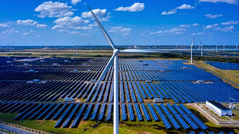 Κίνα: Εντυπωσιακή αύξηση 17,5% στην εγκατεστημένη ικανότητα ηλεκτρικής ενέργειας