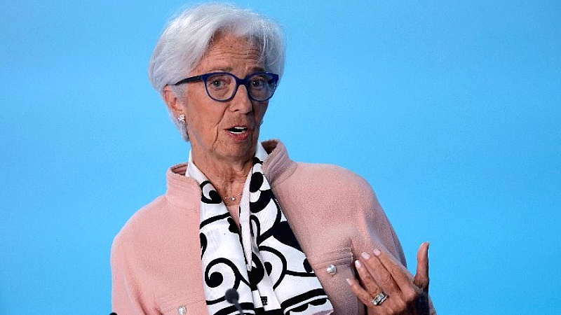 Λαγκάρντ: Μειώνονται οι κίνδυνοι ανάπτυξης, περιορίζονται οι πιθανότητες μείωσης επιτοκίων
